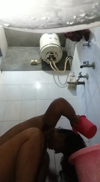 Desi Busty Beautiful Naughty Housewife Homemade Full Nude-8