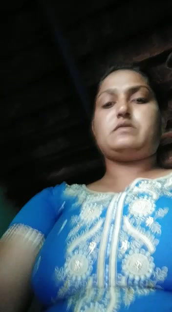 Desi Busty Beautiful Naughty Housewife Homemade Full Nude-5