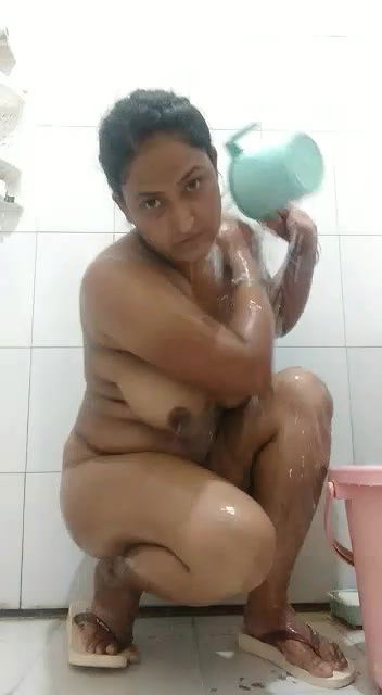 Desi Busty Beautiful Naughty Housewife Homemade Full Nude-271