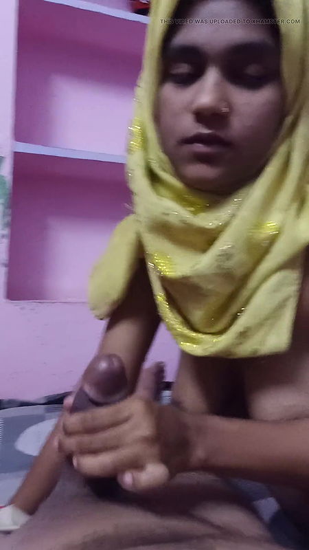 Muslim hijab sucking  cock