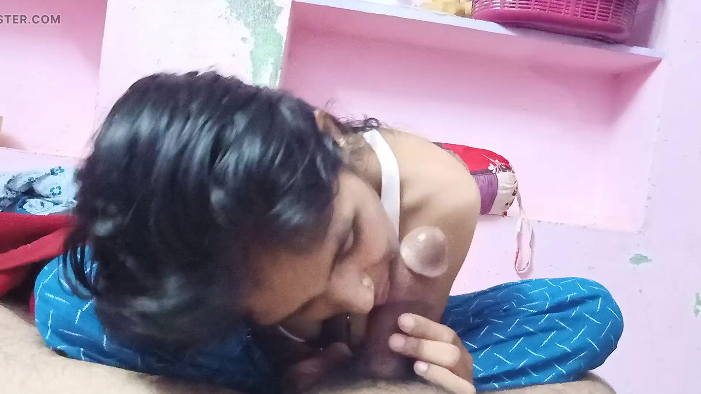 Sucking my Desi bhabhi . He ask to fuck mu mouth deep throat full throat fucking