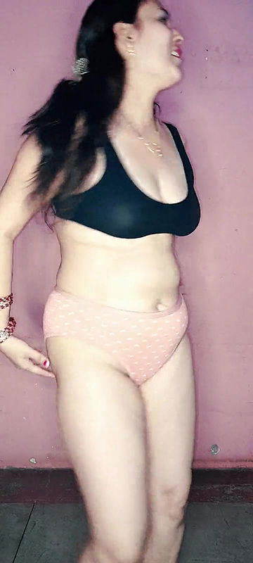 Nude dance bhojpuri dance music with puja