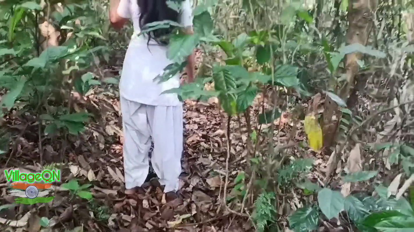 Village school girl jungle chudai