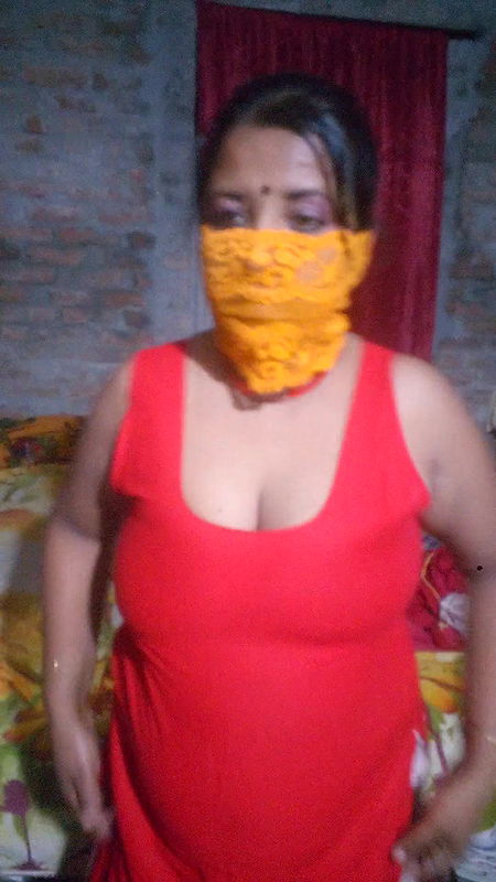 Beautiful college girl shows boobs