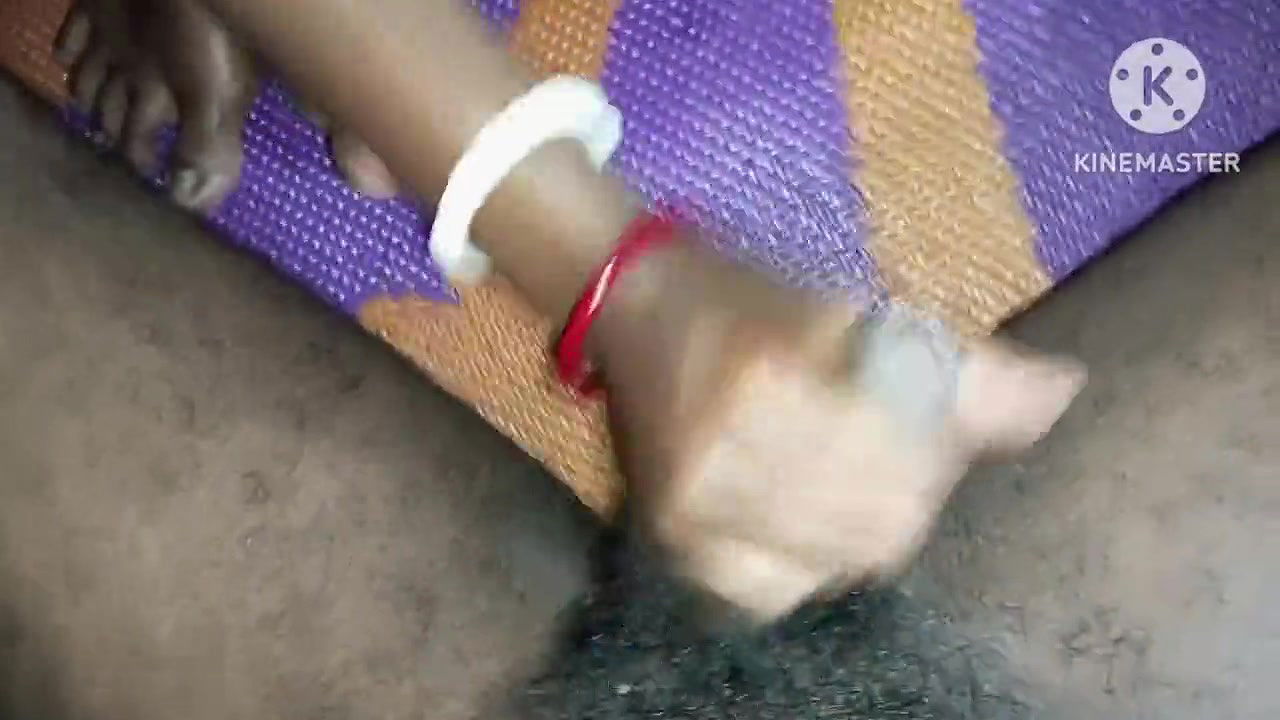 Bhabhi ke ghar per jakar bhabhi ki gand Mari bahut maja aaya