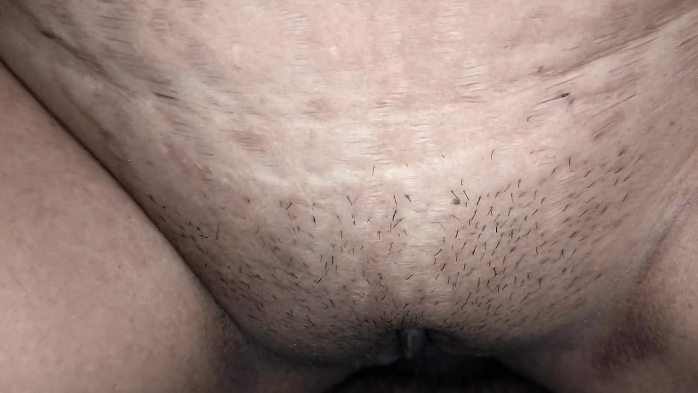 Bhabhi ko gand marwana ka mann keya to madhu ki gand me pura Lund dal deya