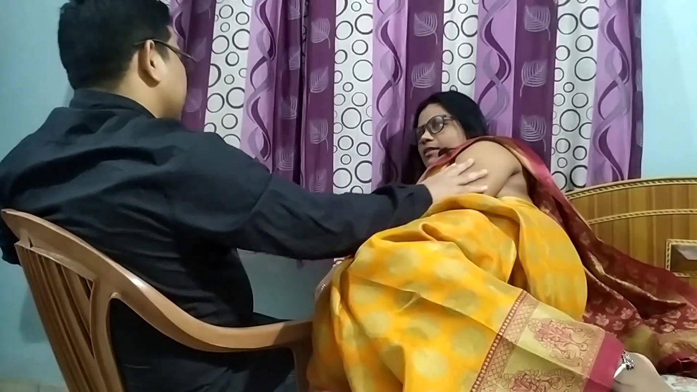 Cute Married Wife Seema Penetrate Cock Hard Inside Pussy in Saree With Boyfriend at Home on Xhamster