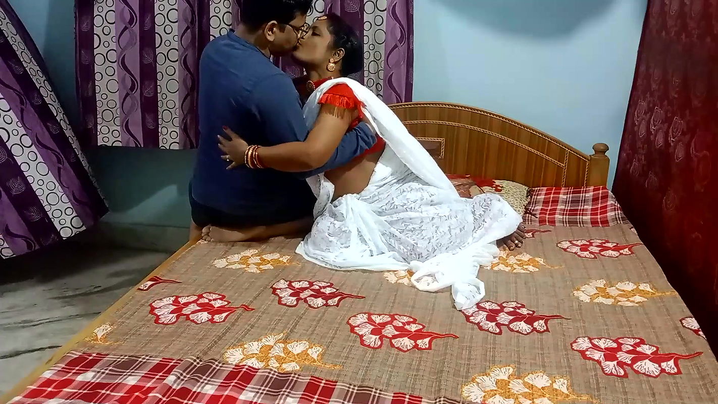 Indian Bhabhi Real Hot Desi Chudai