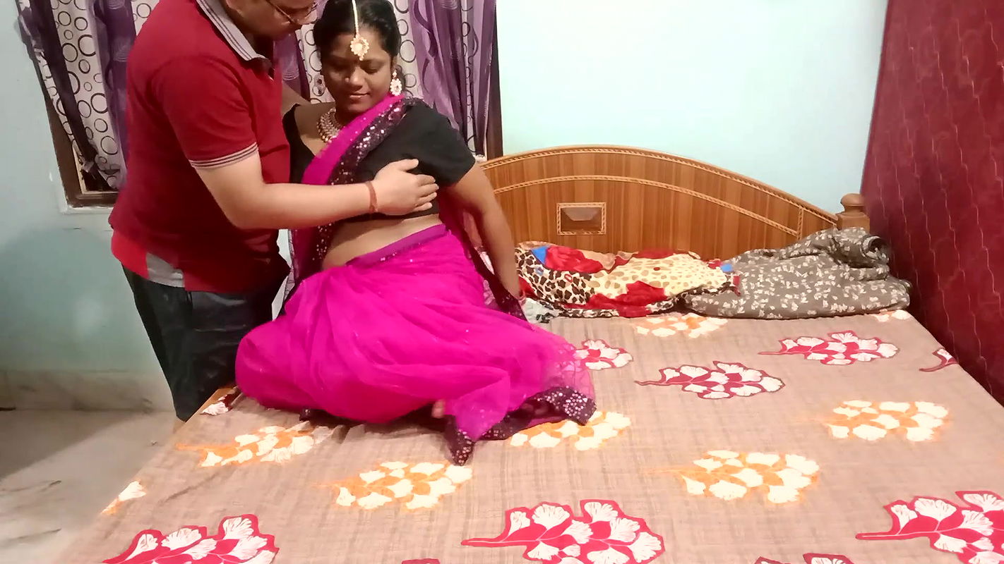 Indian Desi Bhabhi Fucking Indian Sex with Xmaster on X Videos