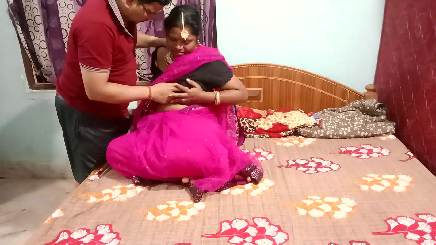 Indian Desi Bhabhi Fucking Indian Sex with Xmaster on X Videos