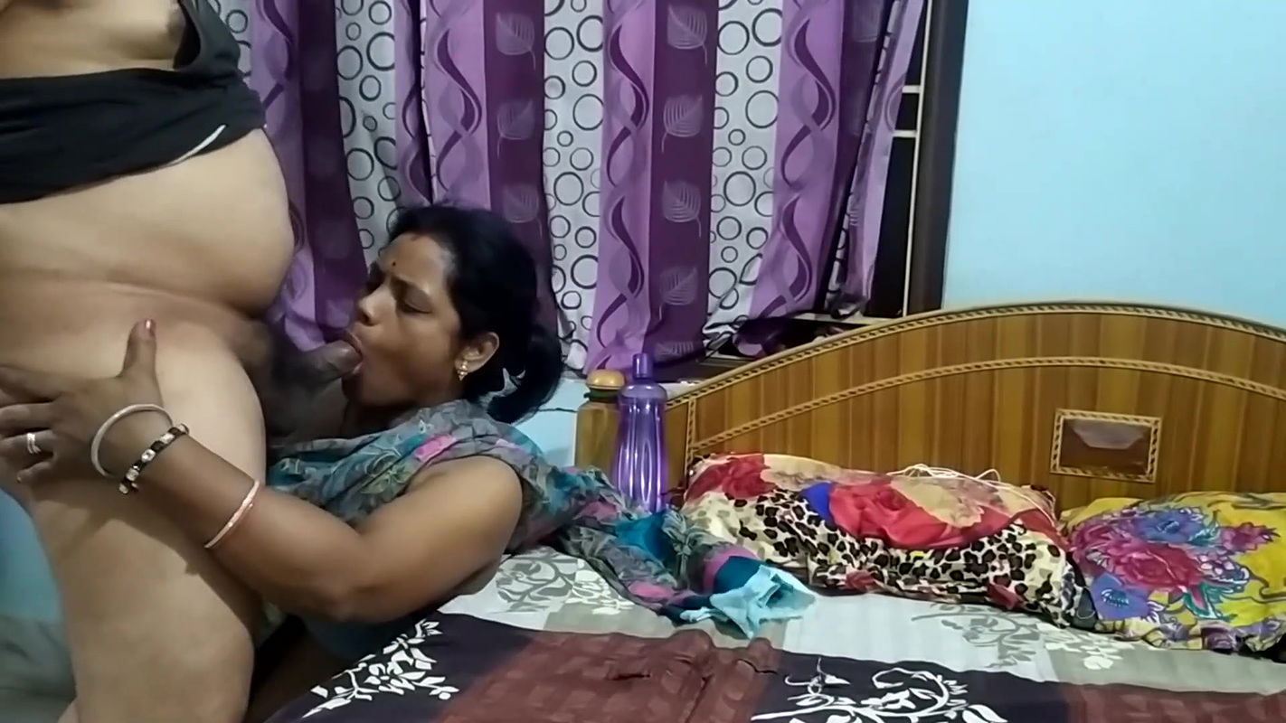 Mumbai Engineer Sulekha sucking hard cock to cum fast in her pussy with Dr Mishra at home on Xhamster