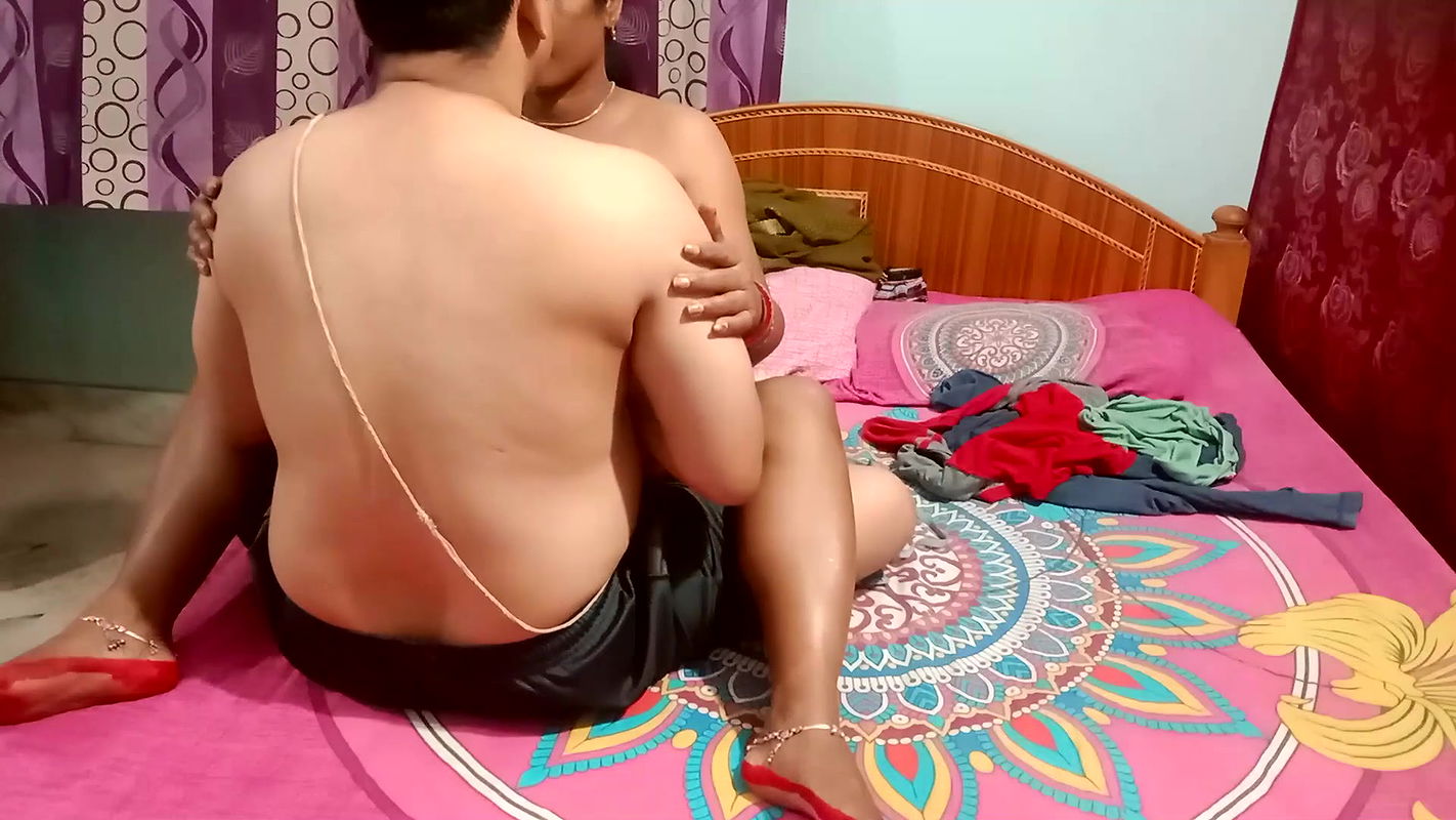 Newlywed Indian Step Sister Shared Bed for Hard Fuck in Pink Pussy