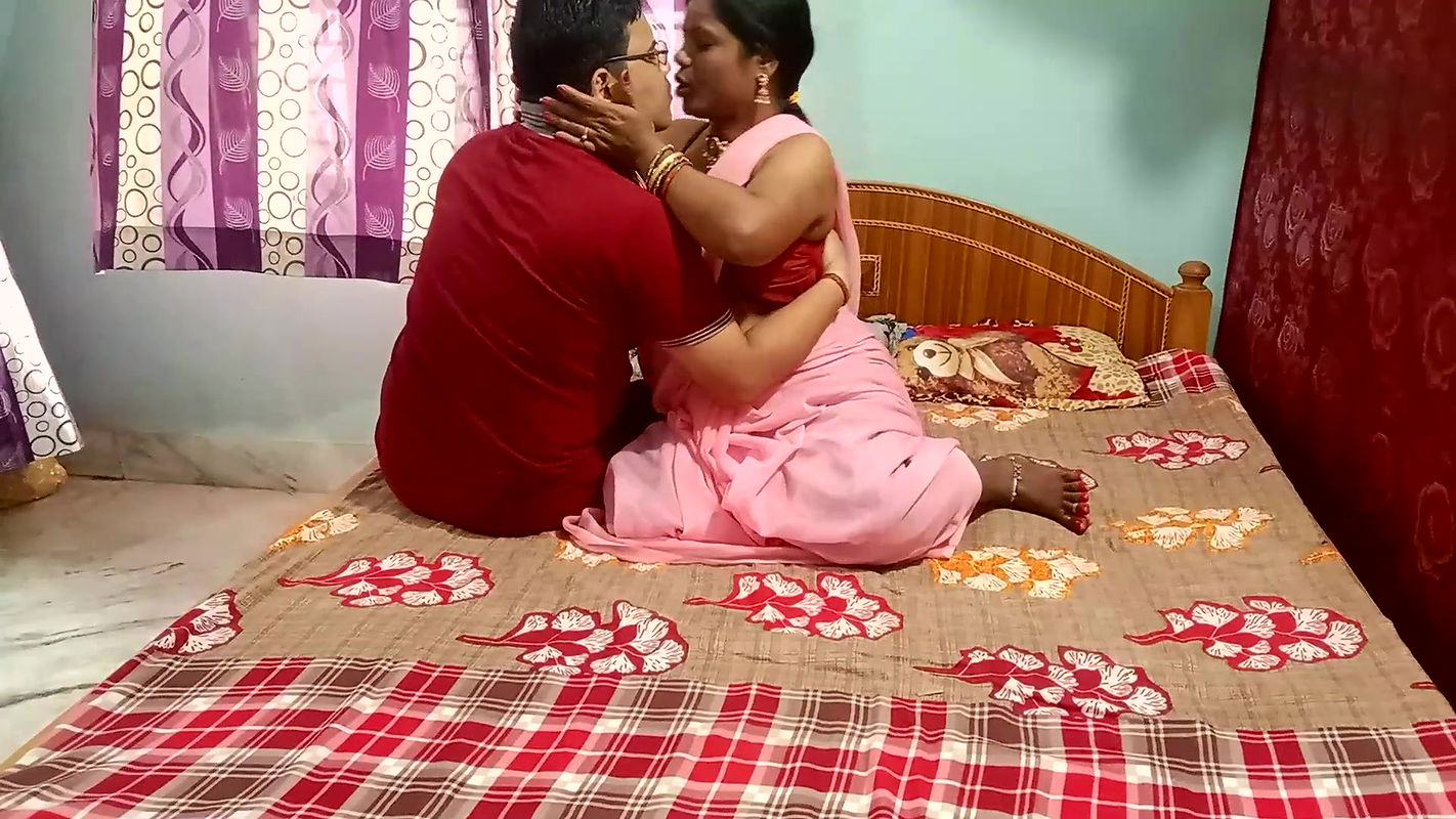 Sexy Bhabhi ko Akele me Bulake Chut Mardi