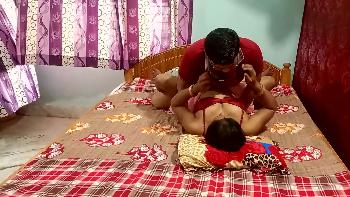 Sexy Bhabhi ko Akele me Bulake Chut Mardi