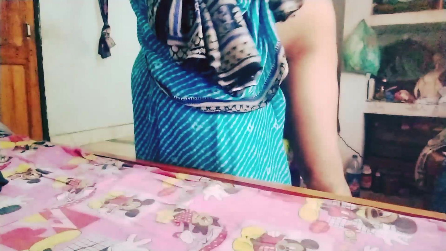 Sexy Bhabi Ankita sucking and riding her boyfriend for cock