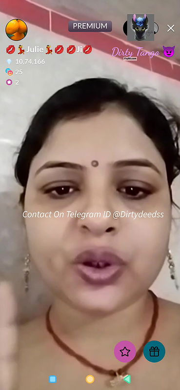 Julie Ji – First Nude on Tango