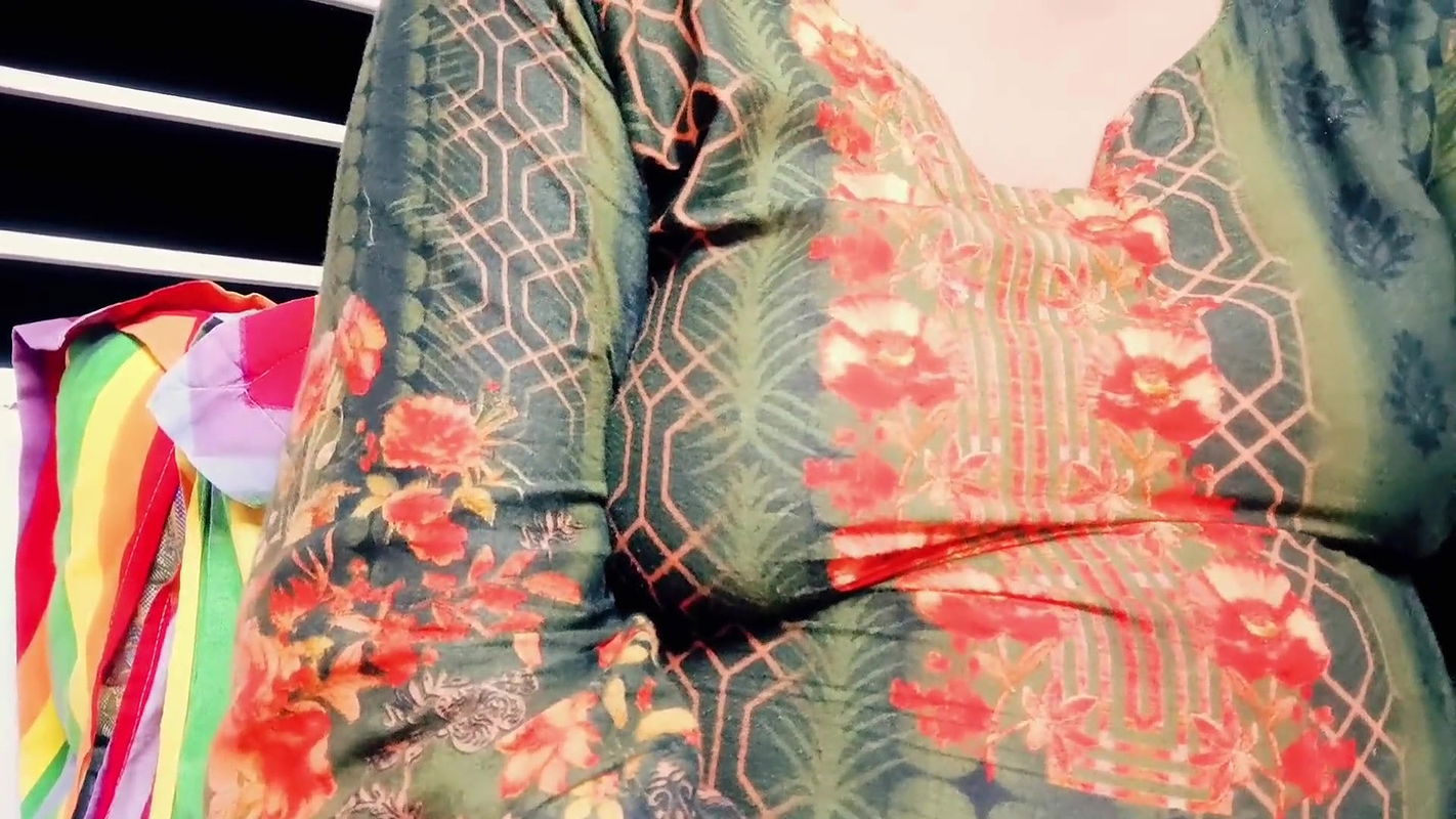 Village girl pussy fingering.Bengali girl hot sex