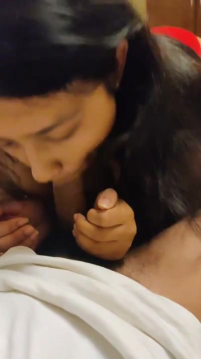 Sexy Chubby Babe Giving BJ And Pussy Fingering By BF Video Update