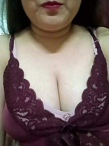 Stripchat-Public.Show-c-naughtymadam-2024.05.24.050048