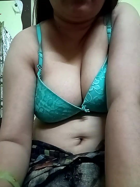 Stripchat-Public.Show-c-naughtymadam-2024.05.29.064425