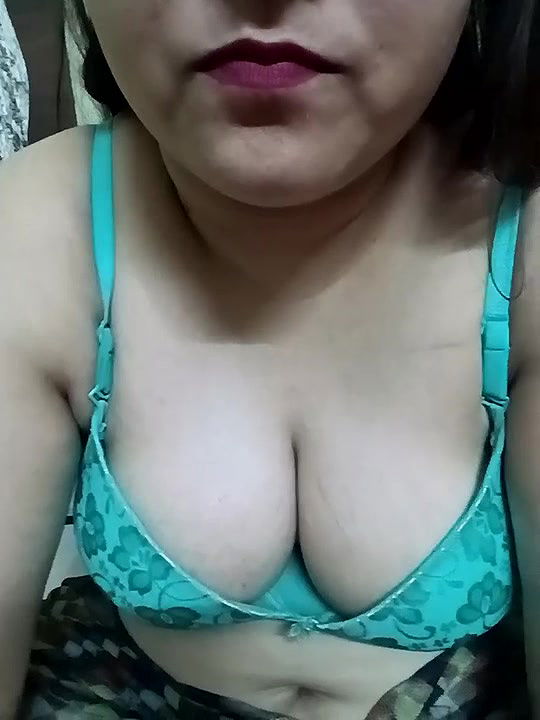 Stripchat-Public.Show-c-naughtymadam-2024.05.29.064425