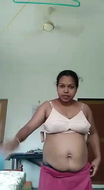 Desi bhabhi making video for lover