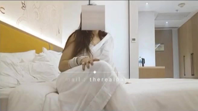 Pankhuri Aka “therealpankhurikunal” New Fucking Video Alone With Her Fan