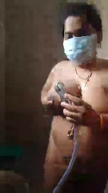 Super Tamil – Bath Show ?