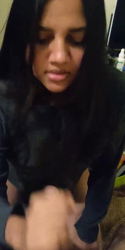 DEsi Cuteee gf Helping