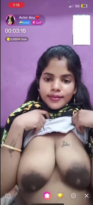 Actor Anu Boobs Show