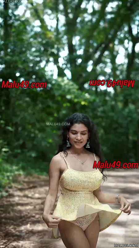 Resmi R Nair Out Door Pee New Clip