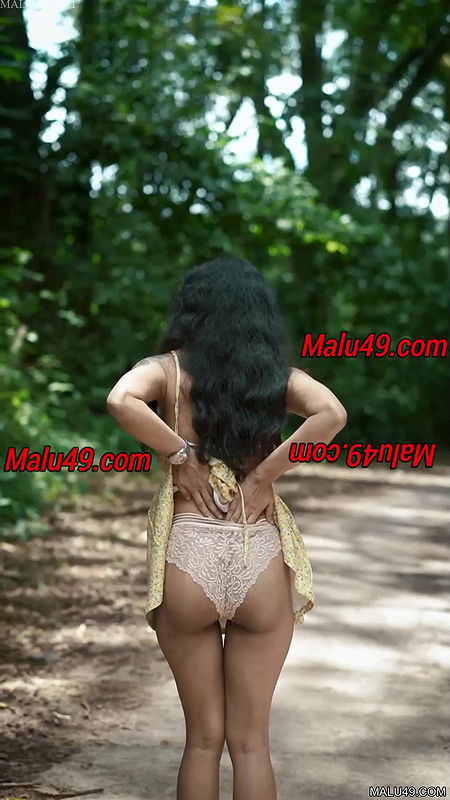 Resmi R Nair Out Door Pee New Clip