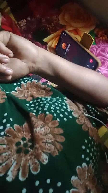 After friends played with my wife, I poured the material on her stomach