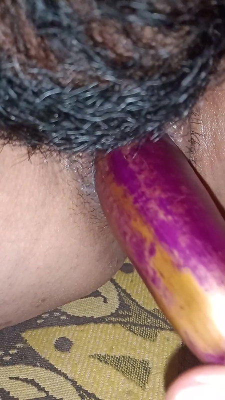 Desi Bhabhi ke choot Ki garmi