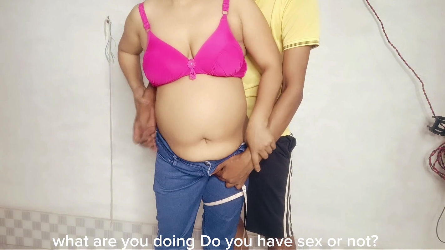 Desi village beautiful girl seduces young tailor for fucking with clear audio