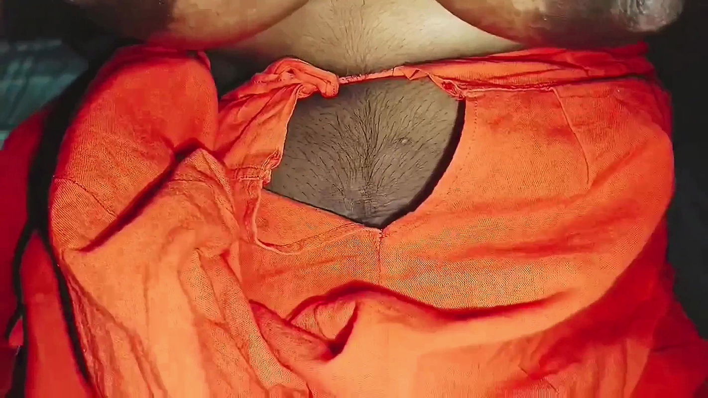 Indian desi Village wife big boobs wali aunty ko raat me choda