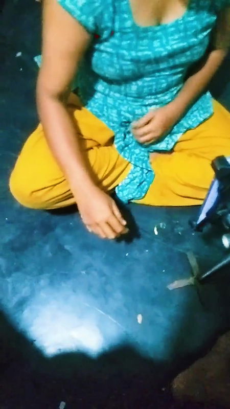 Indian village aunty video calling is fun on this website, if anyone is willing inbox below the video