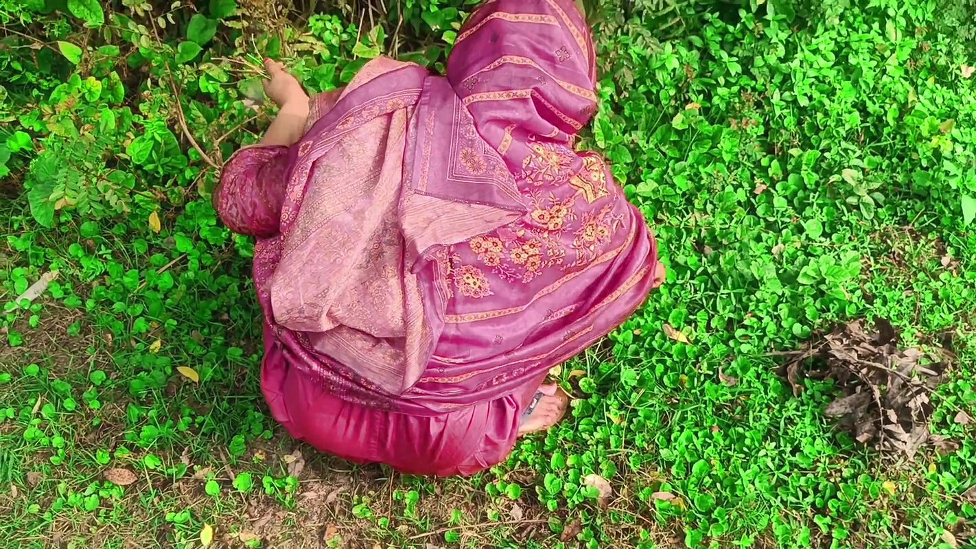 Newly married hot bengali neighbour fucked in her bedroom