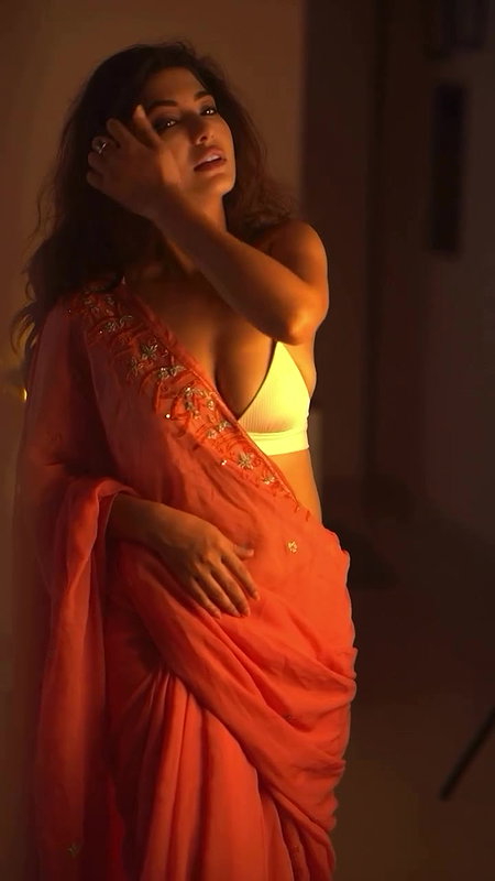 HORNY BEAUTY POONAM RAJPUT GLAM SIZZLING IN SAREE