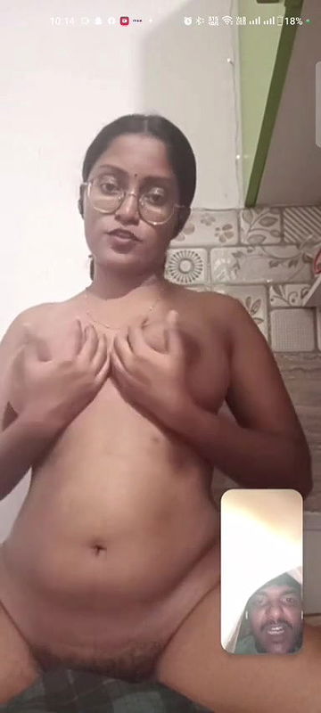 tamil busty gf on vide call with bf