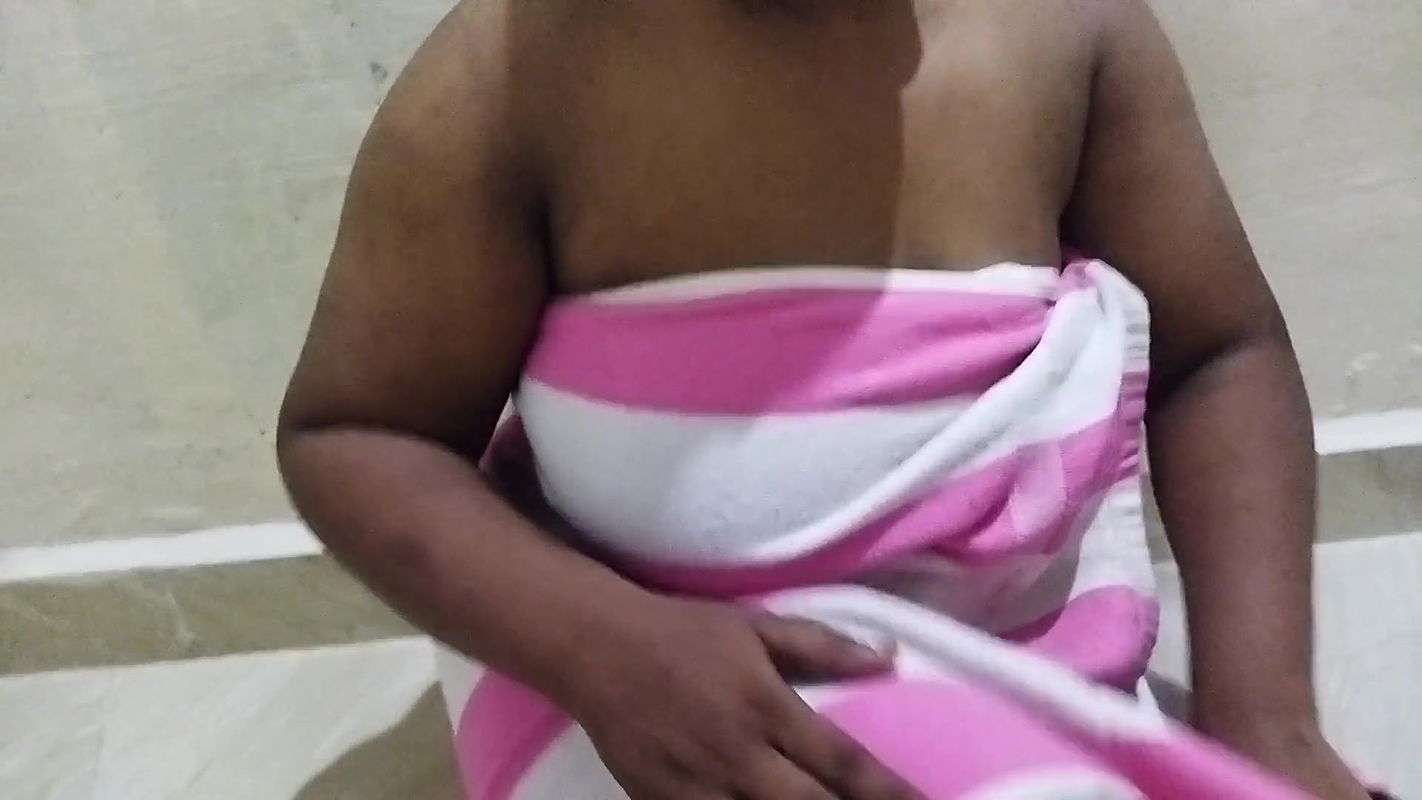 Indian Hot Girl Viral Mms xxx Video With Hindi Audio Desi Bhabhi Ki Choot Gaand Sab Maari Devar Ne Acche Se