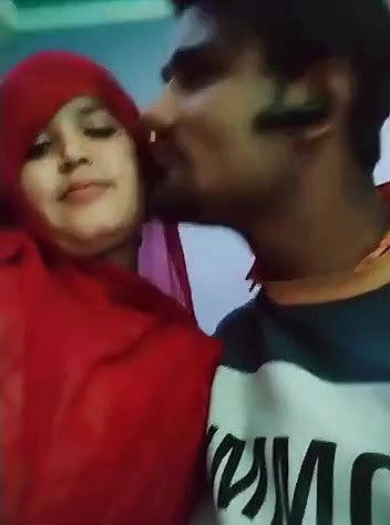 Desi Didi with neighbr lover