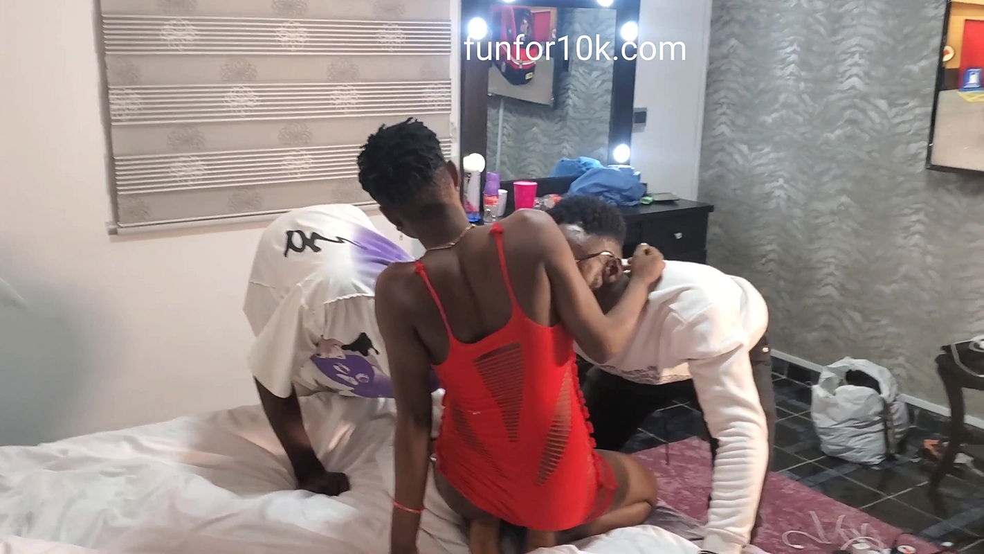 Screaming Babe Fucked Hard by Big Cock