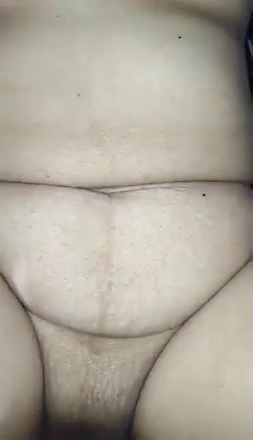 Desi aunty taking big cock nd making crying expression