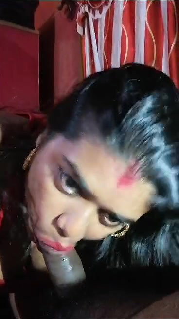 Desi Model Lisa Sen HJ and BJ Uncut