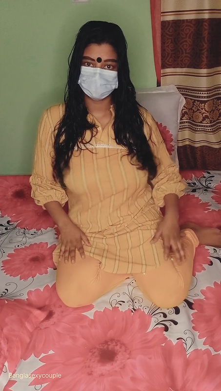 Beautiful Girl Masturbates her Tight Wet Pussy while no one is Home