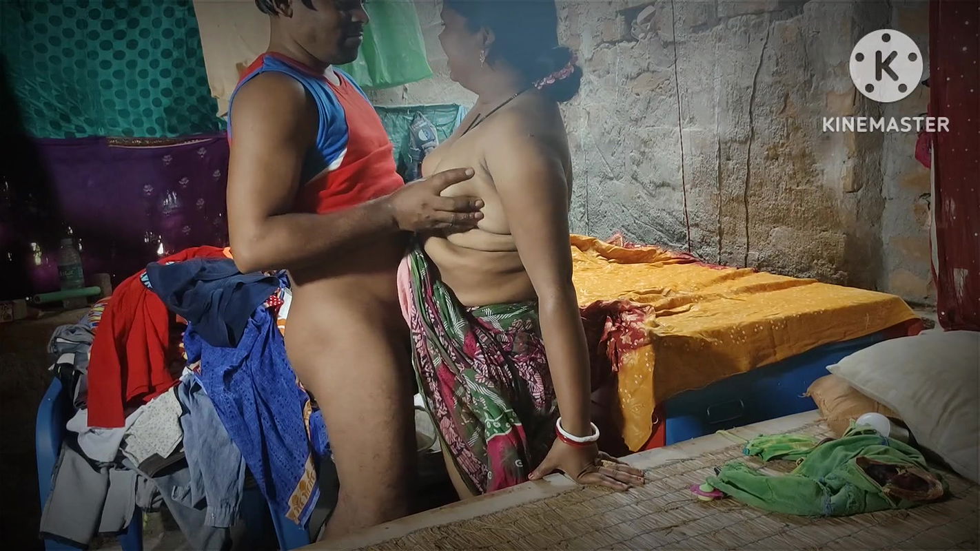 Elder stepsister stripped naked and fucked in doggy style from behind India Desi girls sax