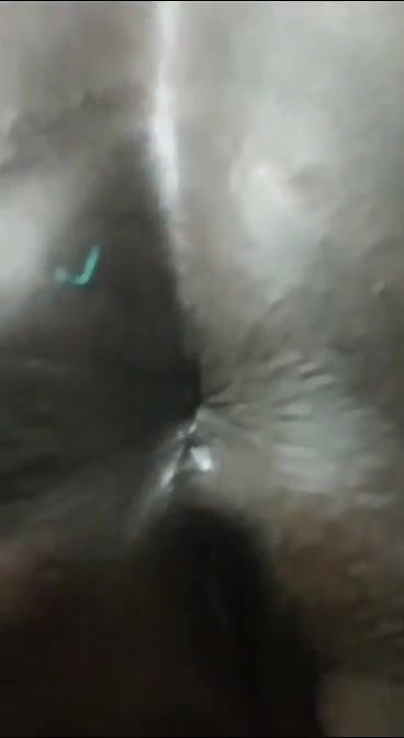 Milf stretching asshole