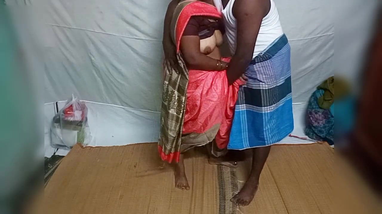 Indian real couple excellent sex and blowjob homemade