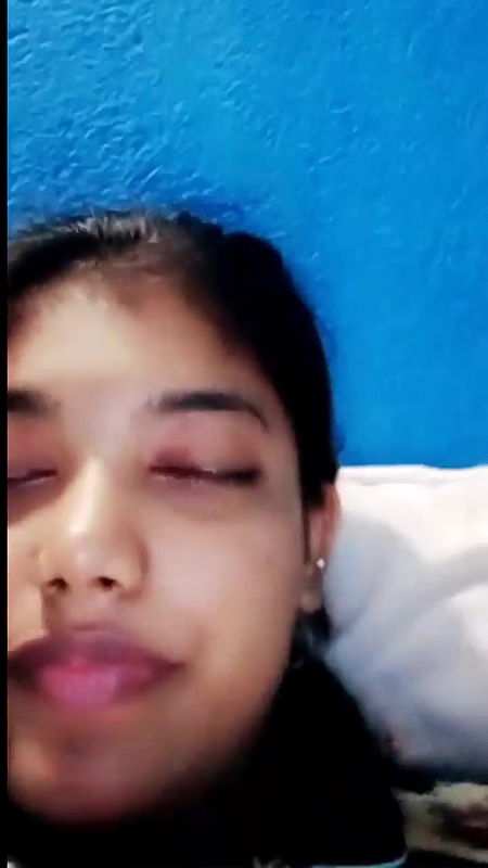 Gf Showing Boobs Pussy